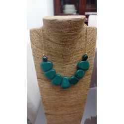 COLLAR CORTO STONE